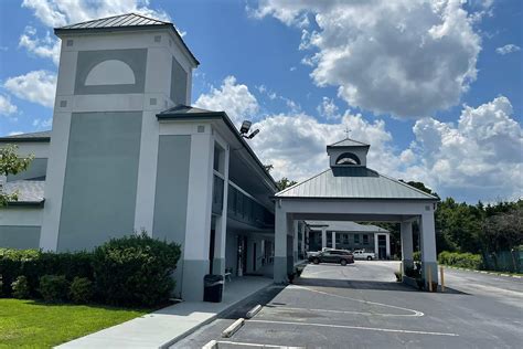 Super 8 by Wyndham Elberton Elberton .